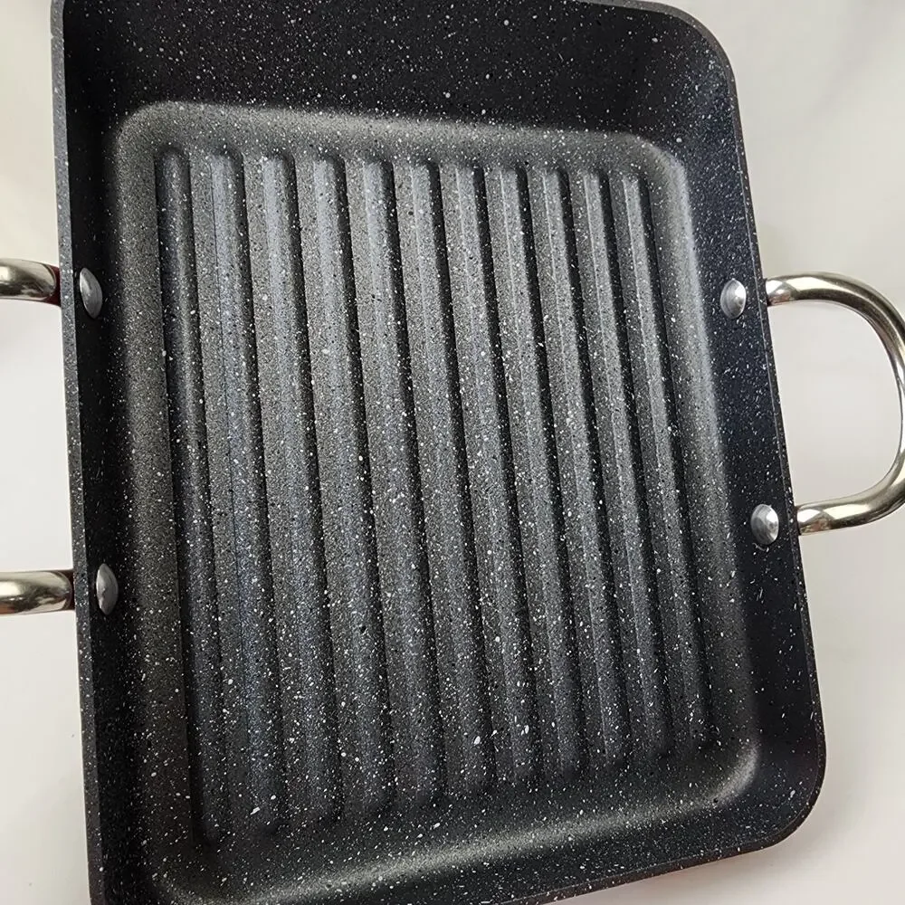 Curtis Stone Griddle Pans Smooth & Ridged (2) Silicon Handle Covers W/Lid 11 x 8